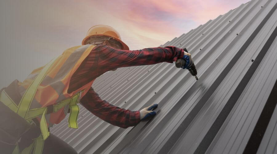 Professional New roof installation in Savoy, IL